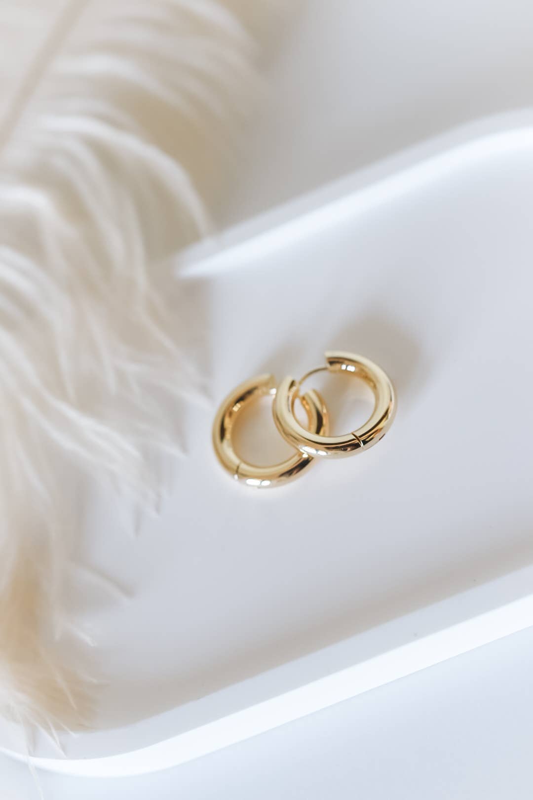 Indy 18k gold plated chunky hoops -earrings- hypoallergenic